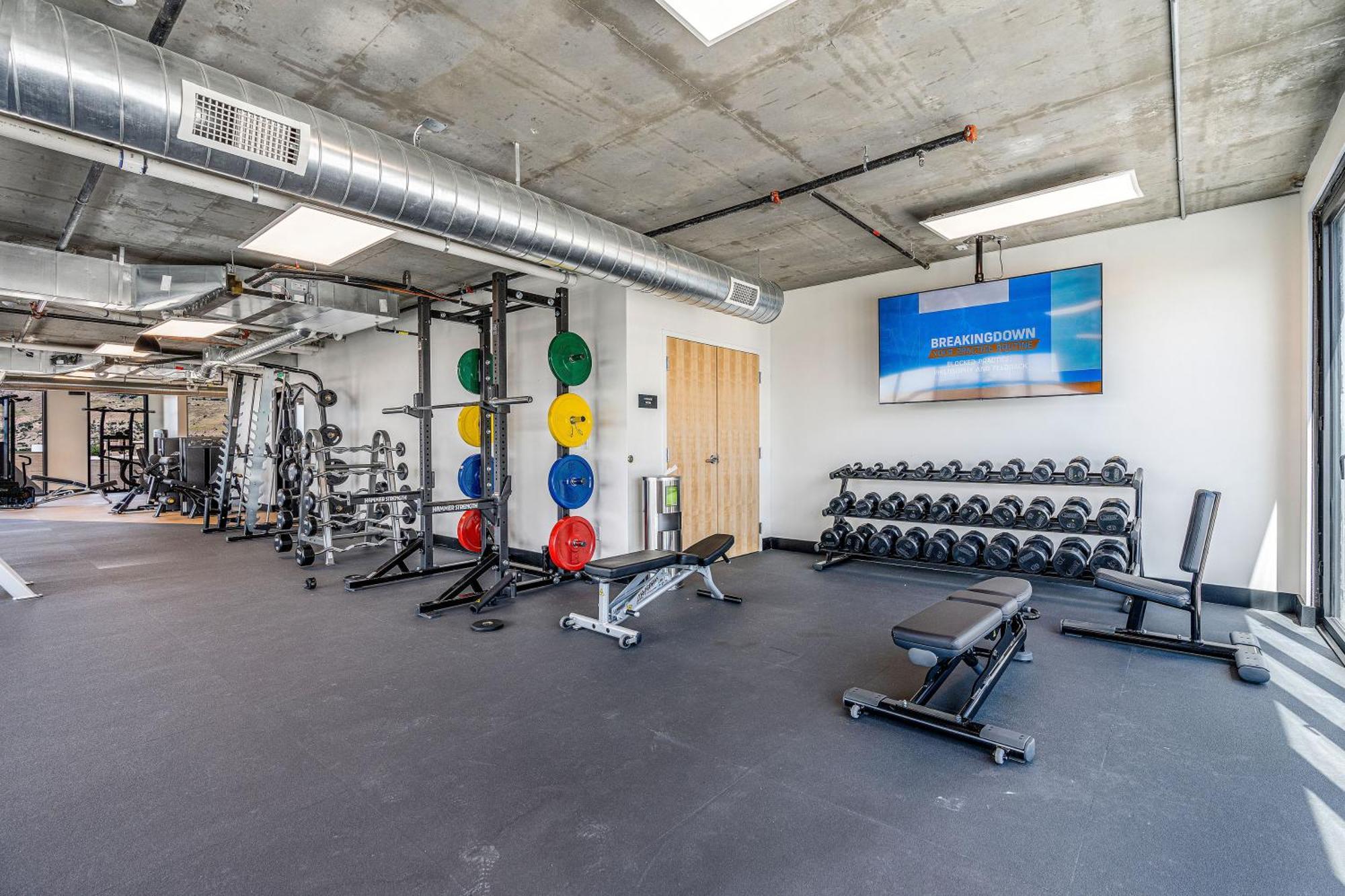 Best Amenities Pool Htub Gym Pking Downtown Views Salt Lake City Exterior photo
