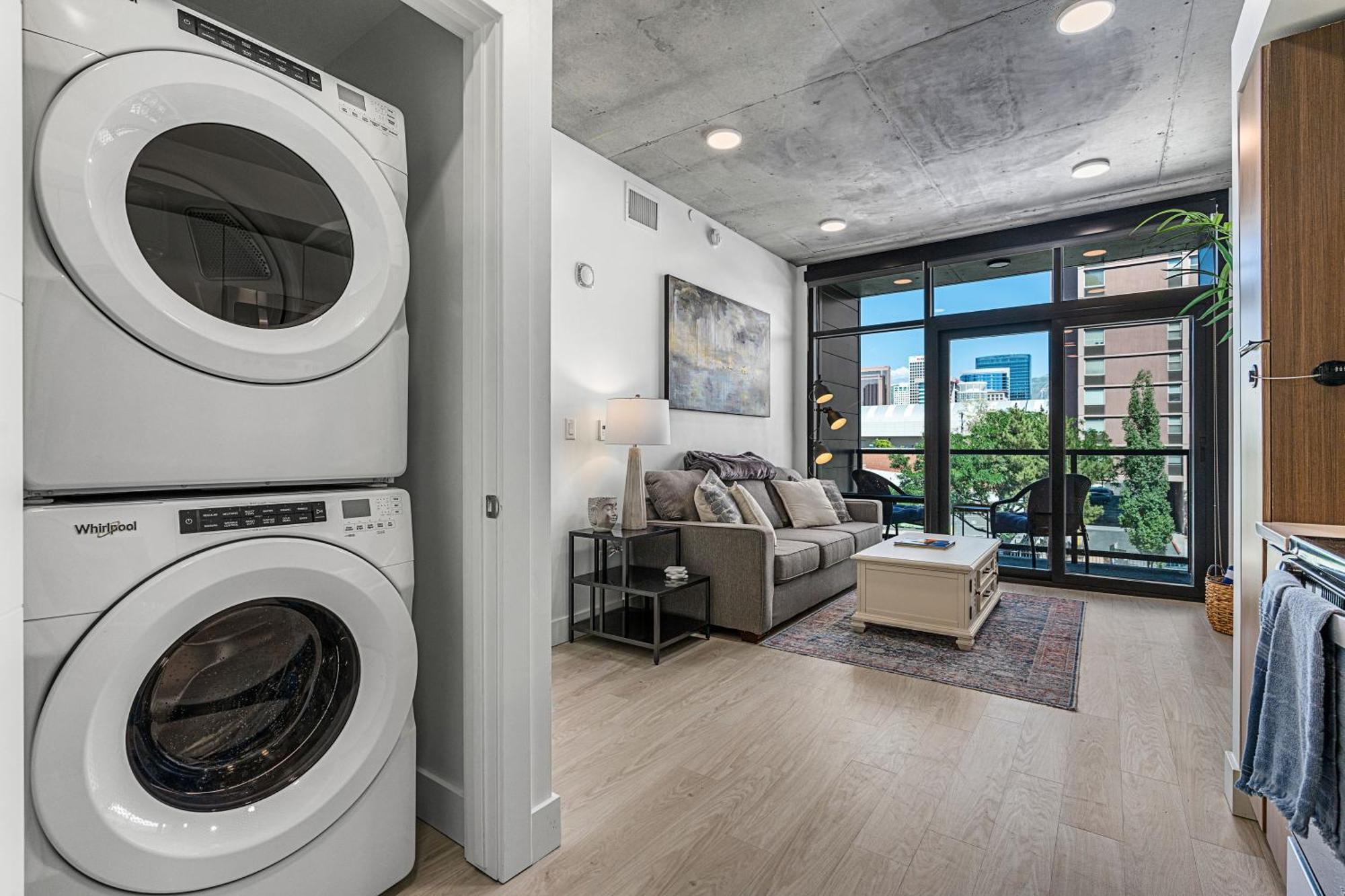 Best Amenities Pool Htub Gym Pking Downtown Views Salt Lake City Exterior photo
